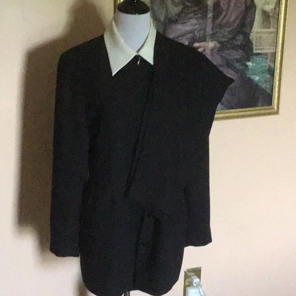Vintage Liz Claiborne pantsuit black cream collar